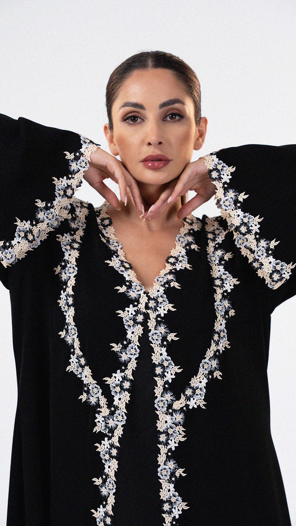 Sabah Tar Abaya Set