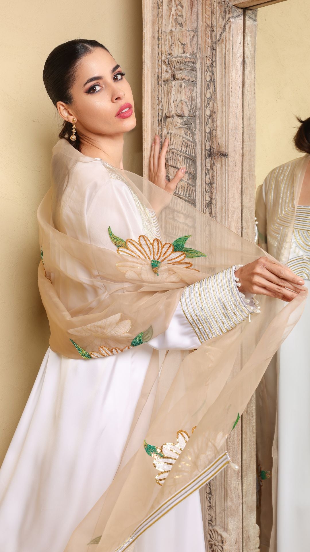 Rana White Mkhawar Kaftan - Dress with Pants and Shella with Floral Embroidery