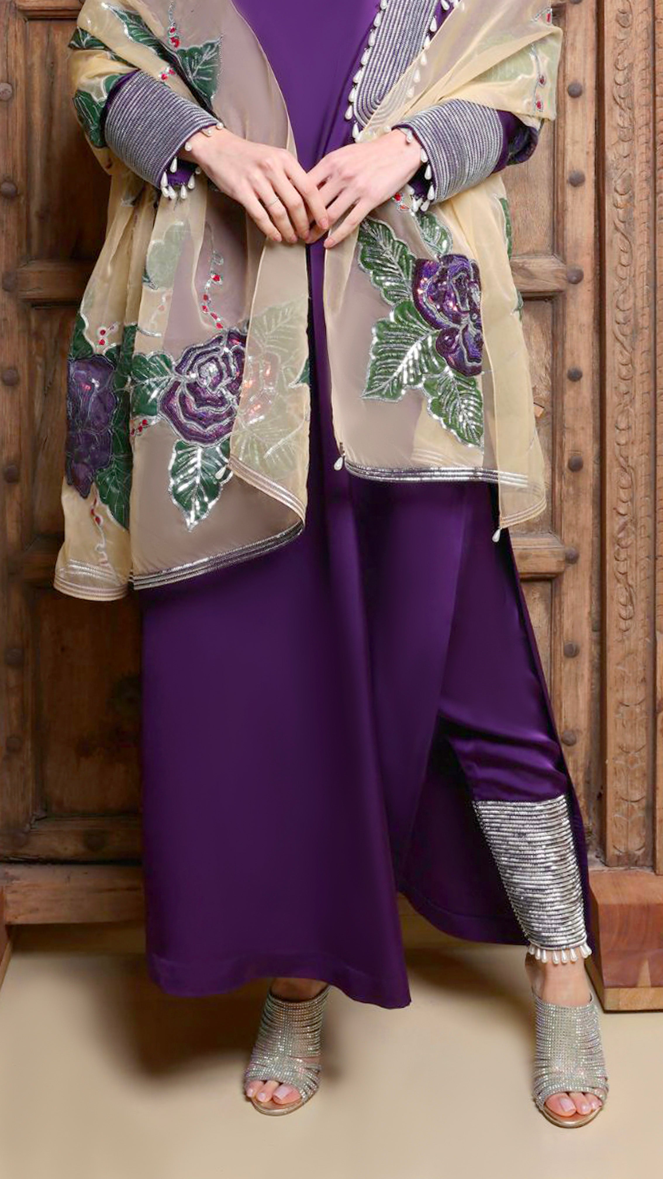 Rana Purple Mkhawar Kaftan - Dress with Pants and Shella with Floral Embroidery