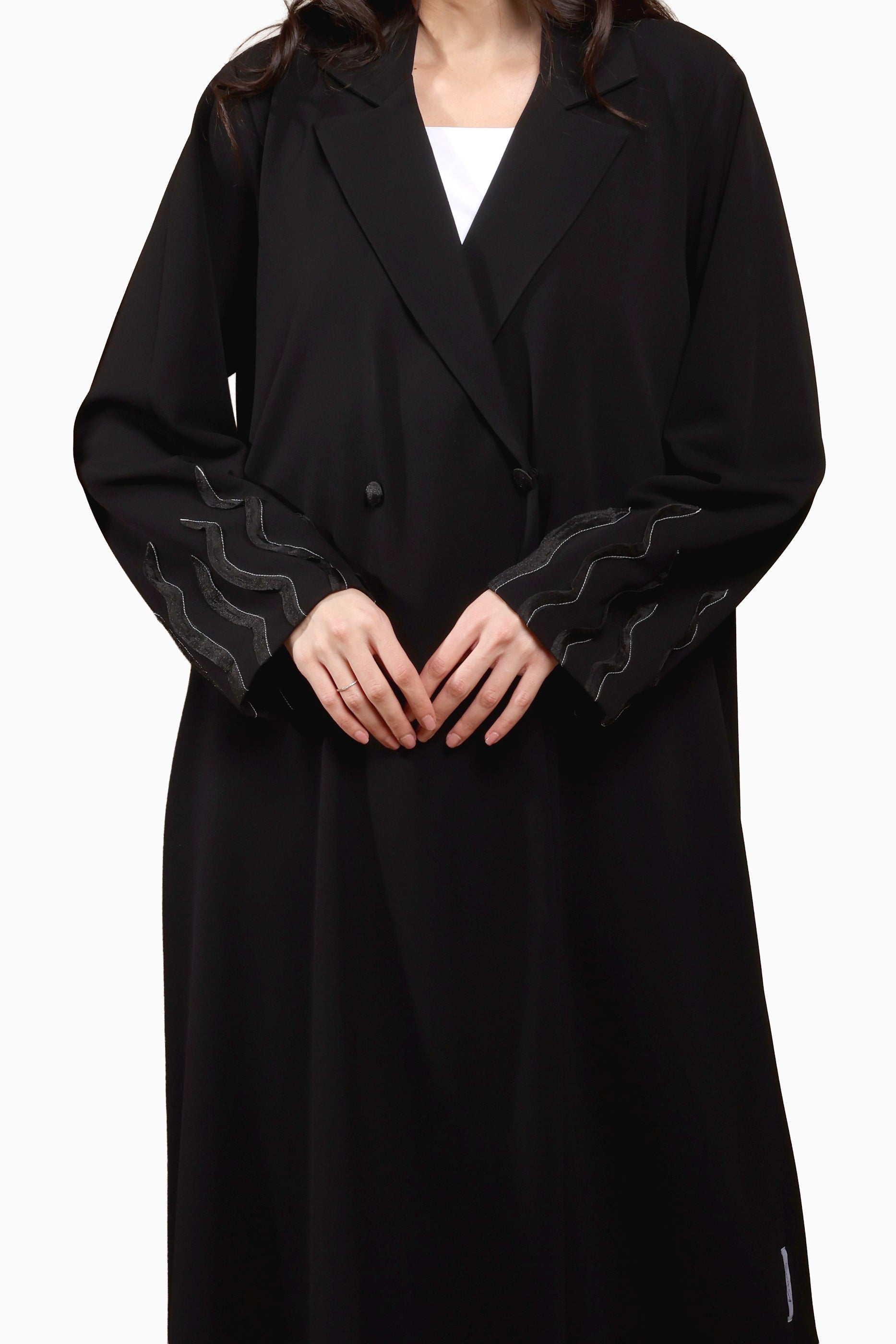 Aya Wave - Crepe Fabric with Sleeve Waves Embroidery Abaya