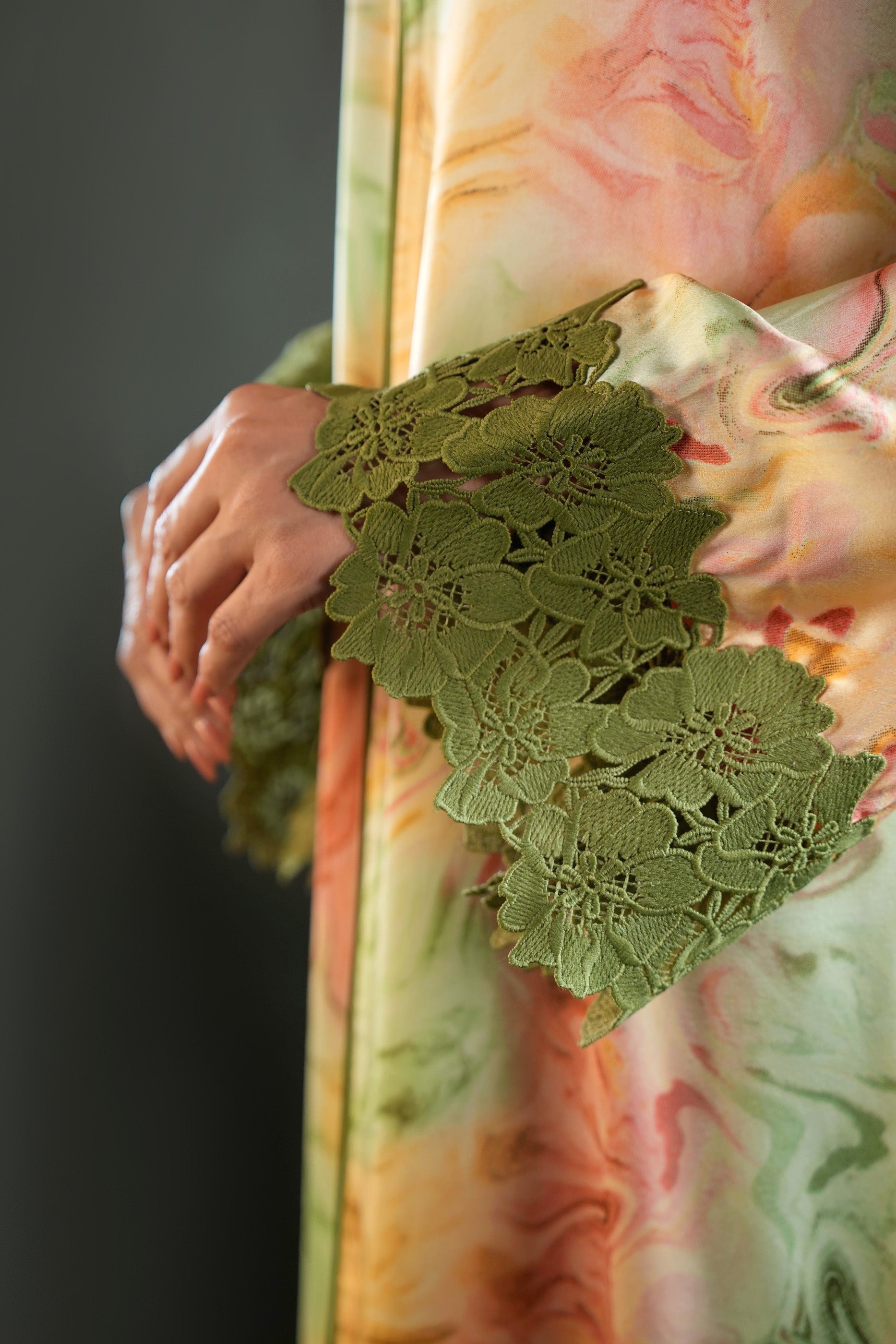 Saja Leaf- Floral Lace Embroidered Kaftan with Inner dress Set