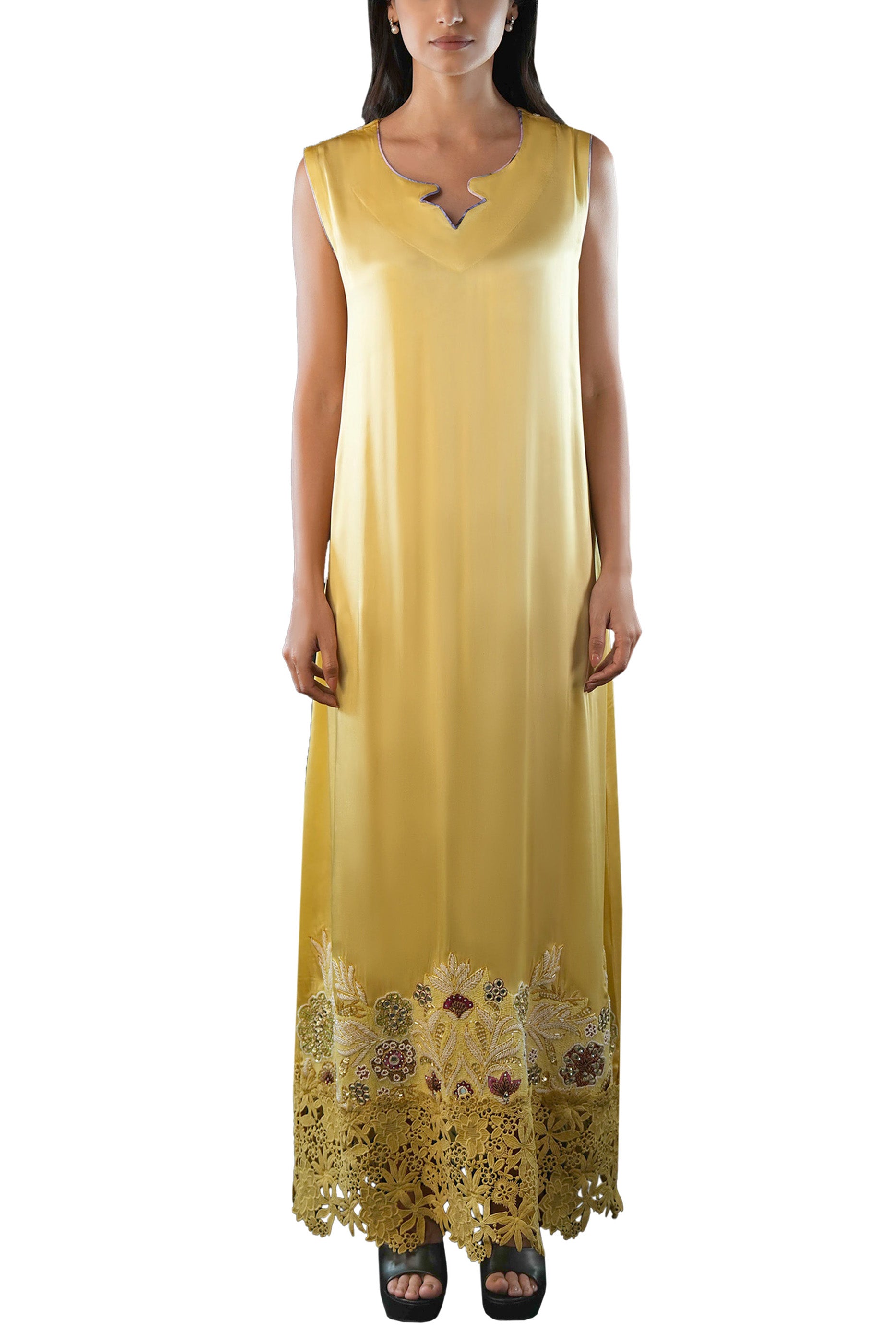 Saja Maize- Floral Lace Embroidered Kaftan with Inner dress Set
