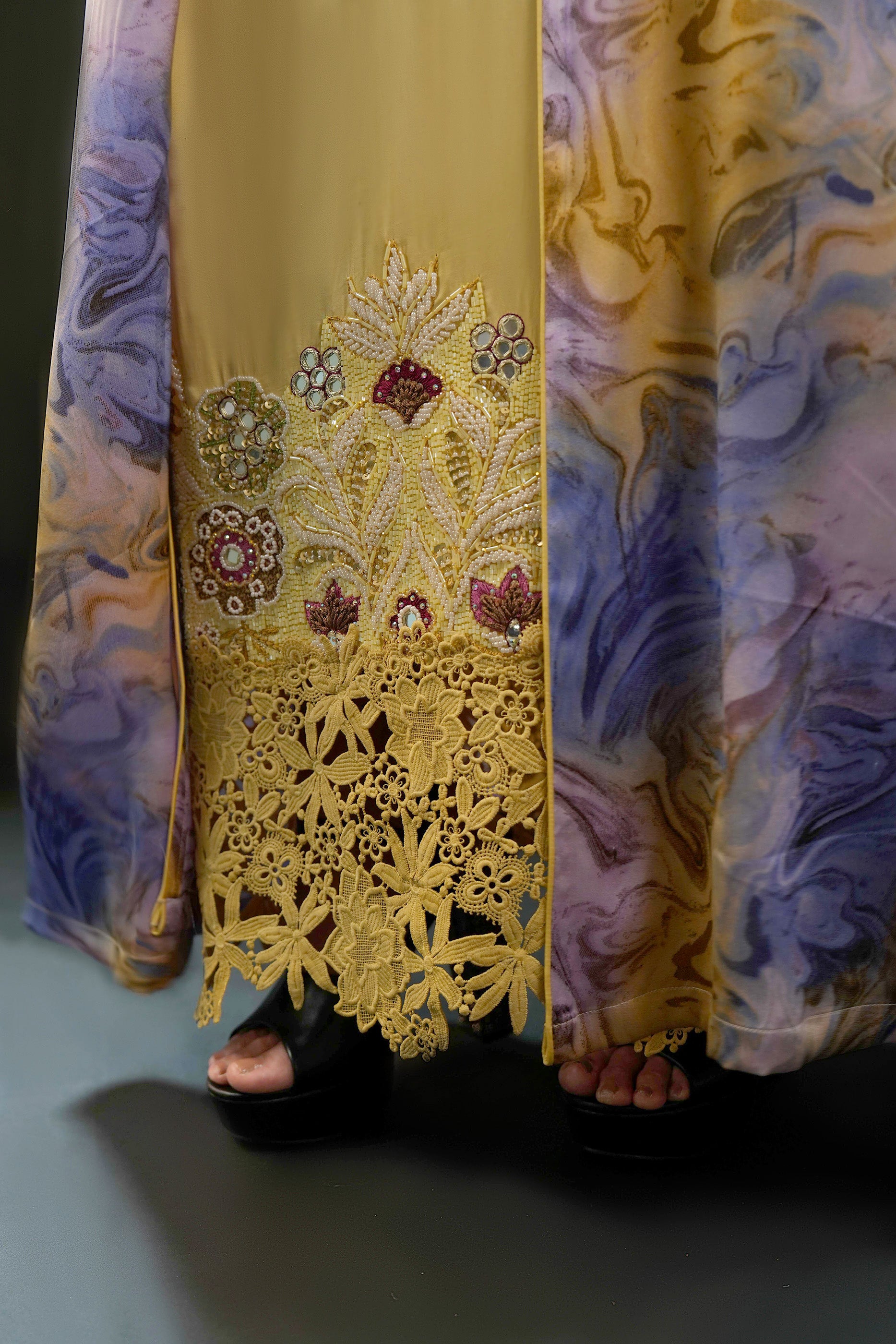 Saja Maize- Floral Lace Embroidered Kaftan with Inner dress Set